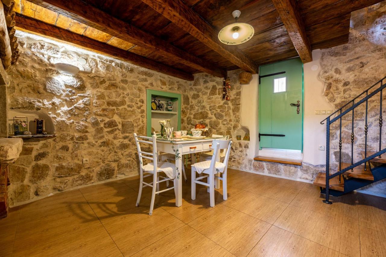 Parona Holiday Home Vrbnik Exterior photo